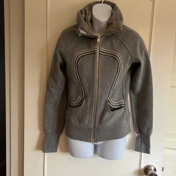 Lululemon  Cuddle Up Jacket. Heathered gray. - Picture 4 of 14